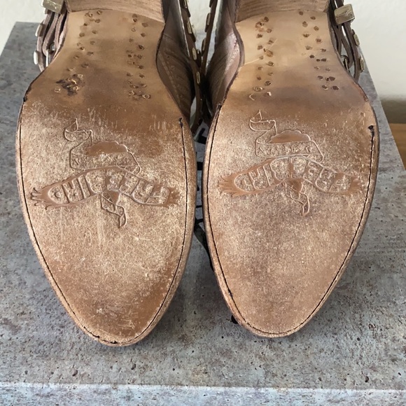 Freebird Blade Taupe Size 7 - Picture 15 of 16